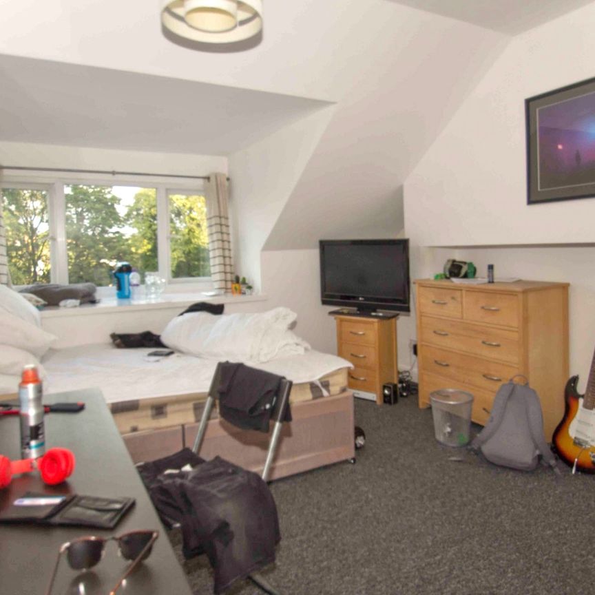 5 Bed - 152B Otley Road, Headingley, Leeds - LS16 5JX - Student - Photo 1