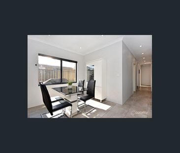 Light and Airy! - Photo 5