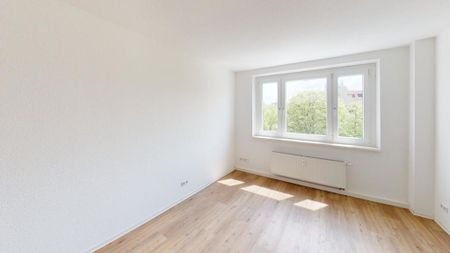 Attraktive 2-Raum-Wohnung mit Einbauküche - Photo 4