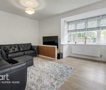 4 bedroom detached house to rent - Photo 4