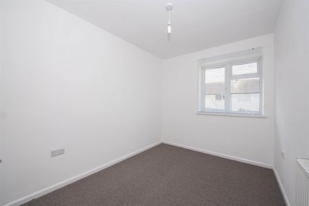 Dungannon Road, Clifton, Nottingham - Photo 3