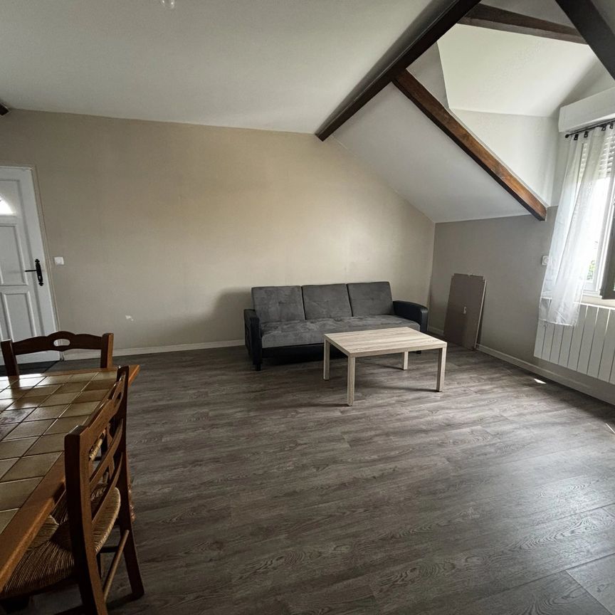Location Appartement 3 pièces 59m² ROISSY EN BRIE 77680 - Photo 1