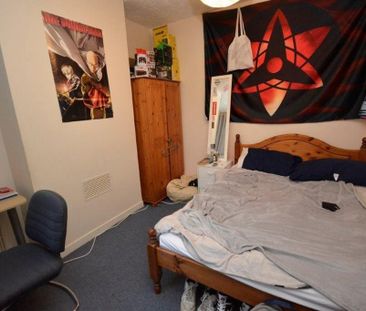 6 bedroom house to rent - Photo 3