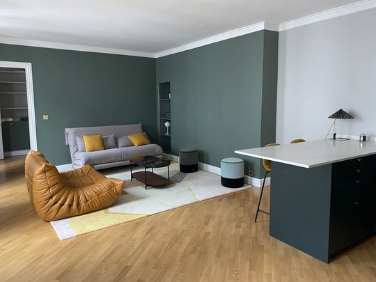 Location Appartement 2 pièces 52m² PARIS 1er - Photo 1