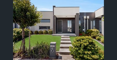 A Family Home With Space, Comfort and Everyday Convenience - Photo 5