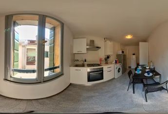 Via Santa Lucia, Padova, Veneto 35139