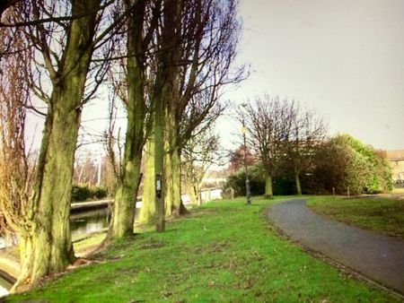 Studio Flat, Lea Yield Close, B30 - Photo 3