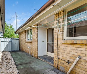 Perfectly Positioned Family Home! - Photo 1