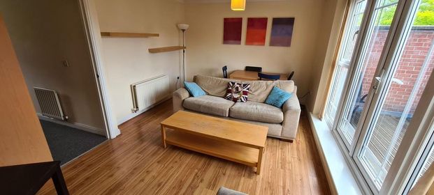 3 bedroom townhouse to rent - Photo 1