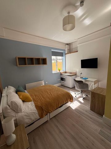 1 bedroom in a house share to rent - Photo 5