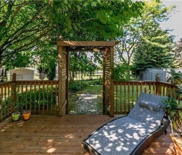 For Lease - 704 Foxcroft Boulevard, Newmarket, Ontario - Photo 5