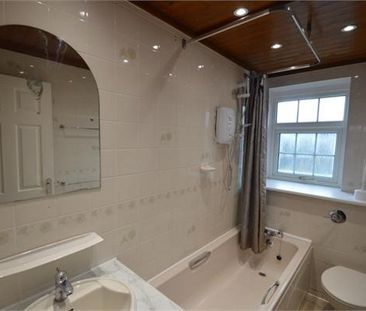 2 bedroom ground floor maisonette to rent - Photo 4