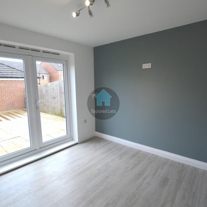 4 bedroom detached house to rent - Photo 1