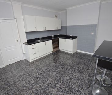 2 Bedroom End of Terrace - Photo 3