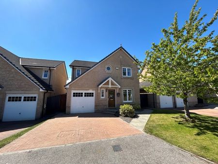 16 Castlepark Grove, AB51 0SN, Inverurie - Photo 5