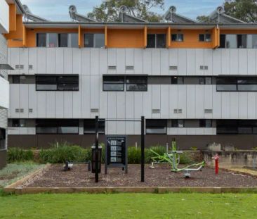 Western Sydney University Village Parramatta, Sydney - Photo 2