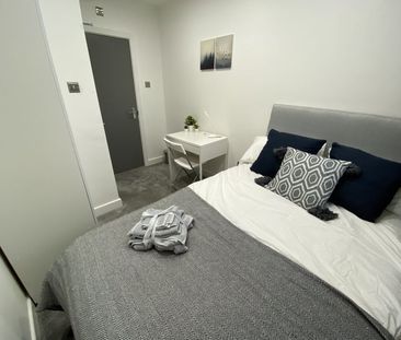 Room in a Shared House, Robin Hood Road, CV3 - Photo 3