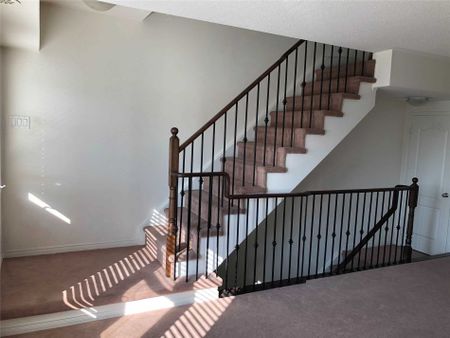 For Lease - 5605 Oscar Peterson Boulevard Unit# 6, Mississauga, Ontario - Photo 2