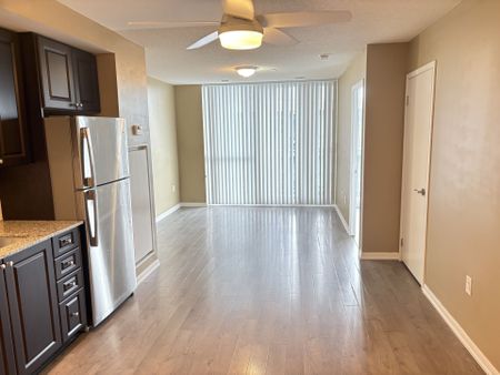 For Lease - 3091 Dufferin Street, Toronto, Ontario - Photo 2