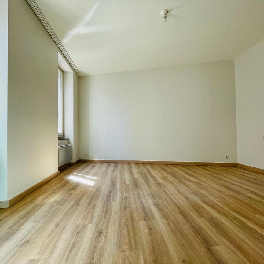 Location Appartement 3 pièces 70m² - Photo 1