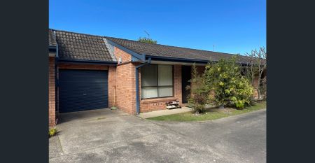 IDEAL LOCATION! - Photo 2