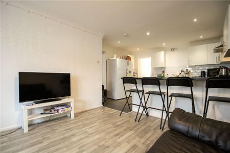 6 bedroom house to rent - Photo 3