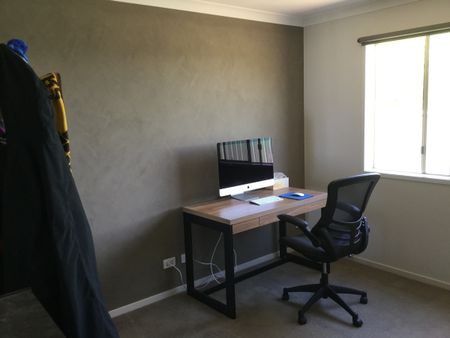 4 Bedroom house in Seven Creeks Estate - Photo 4