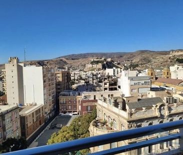 Alquiler de piso en Centro - Photo 3