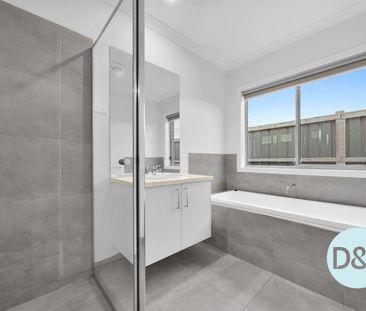 Spacious 4-Bedroom Family Home in Acacia Estate - Photo 5