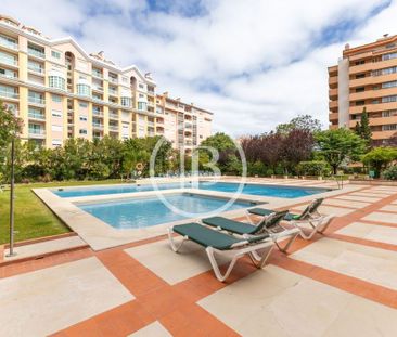 Luxury Apartment for rent in Cascais e Estoril, Portugal - Photo 2