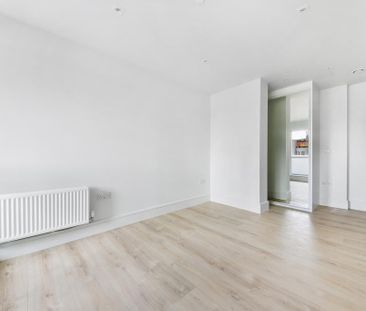 3 bedroom apartment to rent - Photo 1