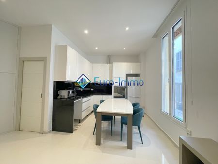 Location Appartement 2 pièces 40m² BEAUSOLEIL 06240 - Photo 5