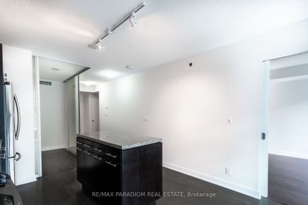 For Lease - 21 Nelson Street Unit# 316, Toronto, Ontario - Photo 4