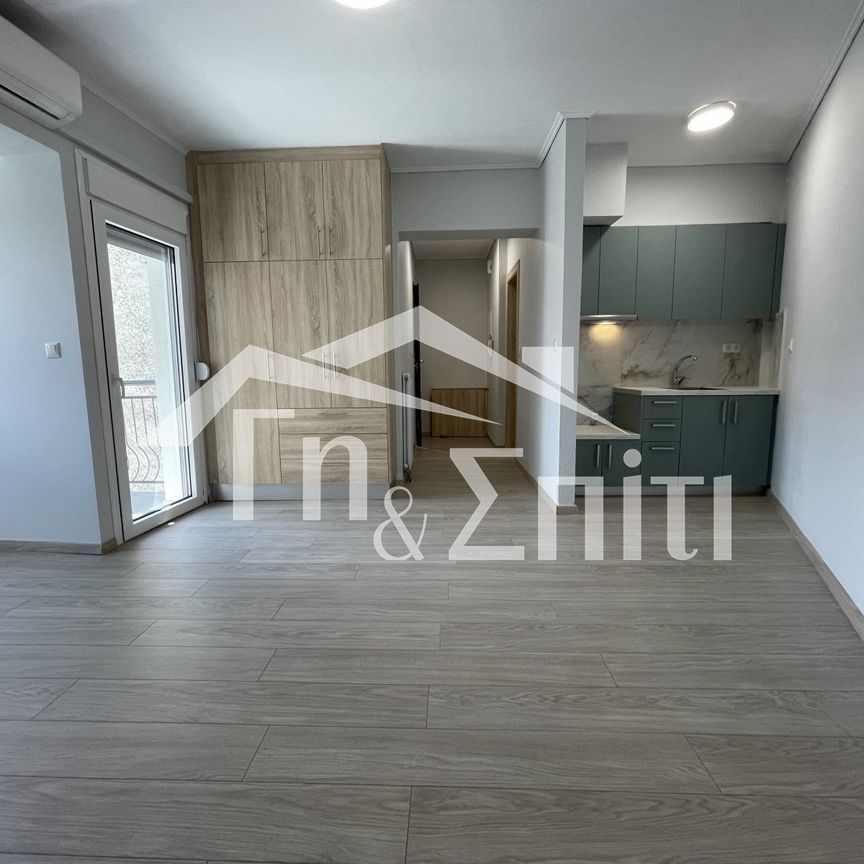 Γκαρσονιέρα προς ενοικίαση 400 € - Photo 1