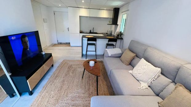 Casa o chalet de alquiler en Flores las, 22, Bello Horizonte - Lindasol - Photo 1