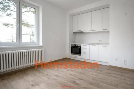 Pronájem bytu 1+kk 21 m - Fotografie 2