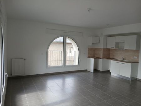 SANS FRAIS D'AGENCE - APPARTEMENT T4 - LA ROCHELLE - Photo 2