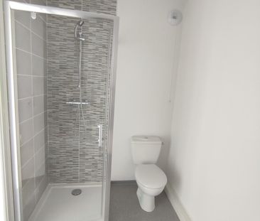 Location Appartement 1 pièce 18m² NIMES 30000 - Photo 3