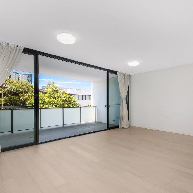 Spacious Two Bedroom + Study - Photo 1