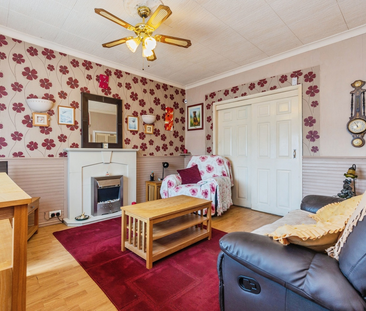 2 bedroom house to rent - Photo 1