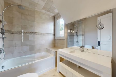 For Lease - 85 Aldershot Crescent, Toronto, Ontario - Photo 5