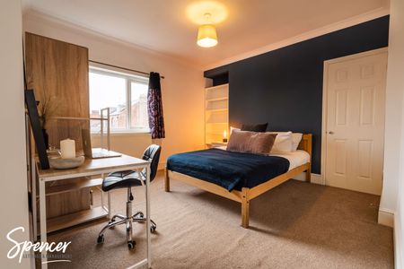 Luxury student property in the heart of Leamington Spa. - Photo 3