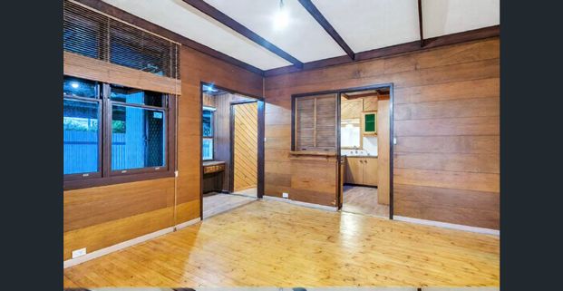 Modern, Spacious & Conveniently Located Family Home - Photo 1