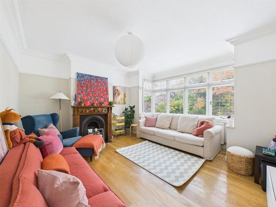 4 bedroom semi-detached house to rent - Photo 1