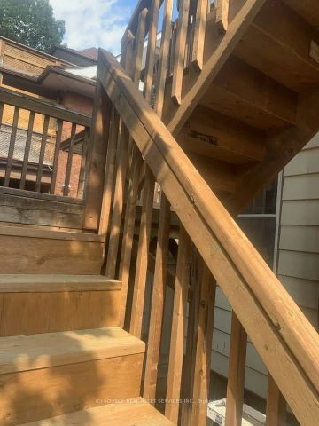 16 Eastbourne Avenue #Upper - Photo 3