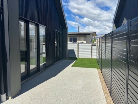 NEAR-NEW CONTEMPORARY LIVING - Photo 1