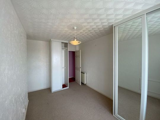 Hammond Court, South Street, Gosport - Photo 1