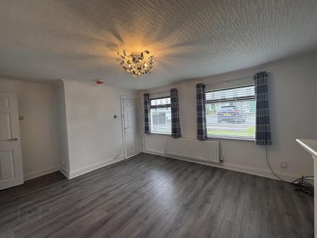 42 Railway Street, Comber, BT23 5HQ - Photo 3