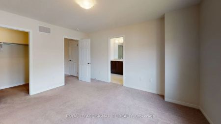 Property For Lease | X9270524 - Photo 5