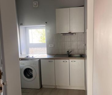 Location Appartement 1 pièce 24m² NIORT 79000 - Photo 3